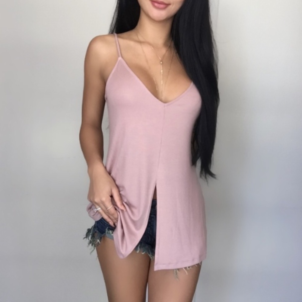 ekAttire - Dusty Rose Middle Cut Tank - M